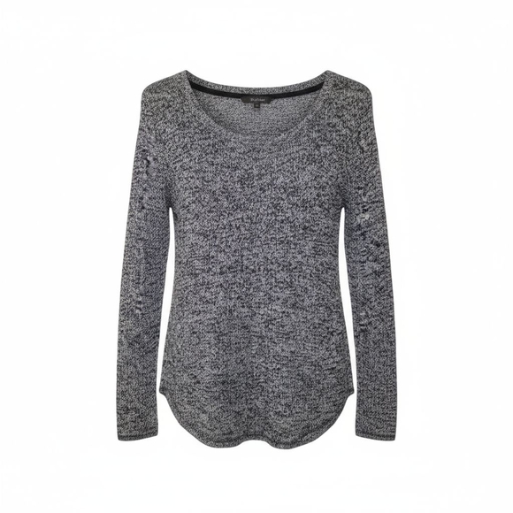 Wallflower Sweaters - NWOT Wallflower Women's Heathered Gray Crew Neck Sweater